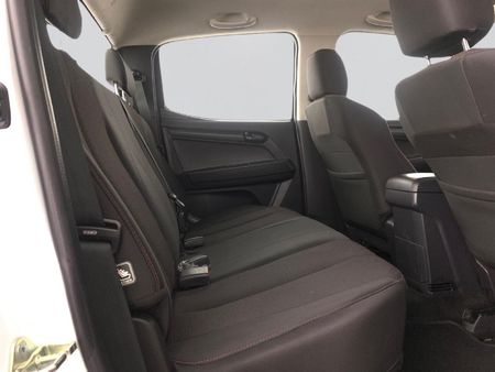 2021-Isuzu-D-Max-250-HO-Hi-Rider-Double-Cab_15
