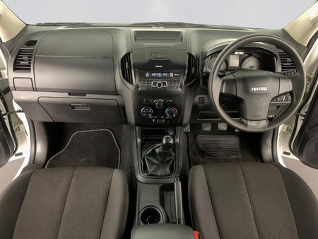 2021-Isuzu-D-Max-250-HO-Hi-Rider-Double-Cab_8