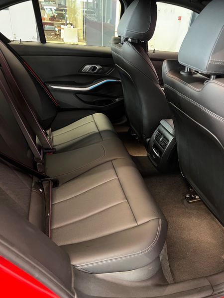 2024-BMW-3-Series-320i-Mzansi-Edition-Auto_10