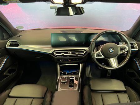 2024-BMW-3-Series-320i-Mzansi-Edition-Auto_11