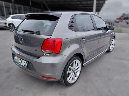 2023-Volkswagen-Polo-Vivo-10-TSI-GT-5-dr_1