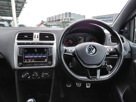 2023-Volkswagen-Polo-Vivo-10-TSI-GT-5-dr_2