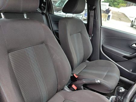 2023-Volkswagen-Polo-Vivo-10-TSI-GT-5-dr_3
