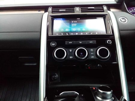 2020-Land-Rover-Discovery-30-TD6-HSE_10