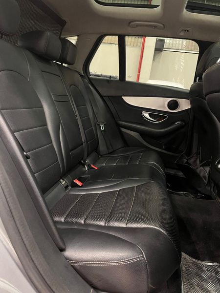 2015-Mercedes-Benz-C-Class-C-200-Estate-Auto_11