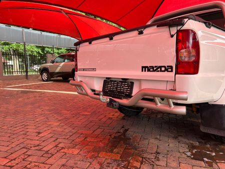 2005-Mazda-B-Series-Mazda-b-series-b2500-4x4_10