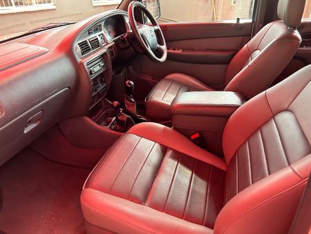 2005-Mazda-B-Series-Mazda-b-series-b2500-4x4_13