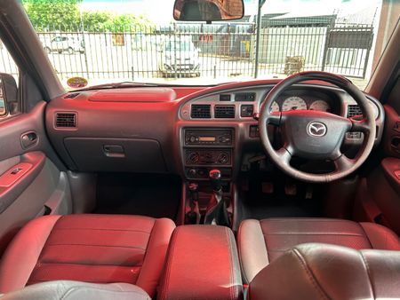 2005-Mazda-B-Series-Mazda-b-series-b2500-4x4_14