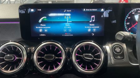 2021-Mercedes-Benz-GLB-220d-4matic-Progressive_11