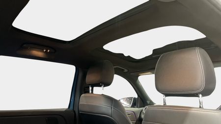 2021-Mercedes-Benz-GLB-220d-4matic-Progressive_15