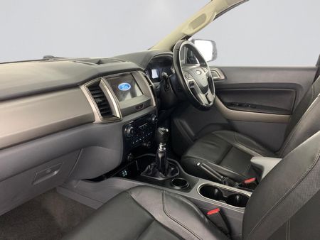 2017-Ford-Everest-22-TDCi-XLT_12