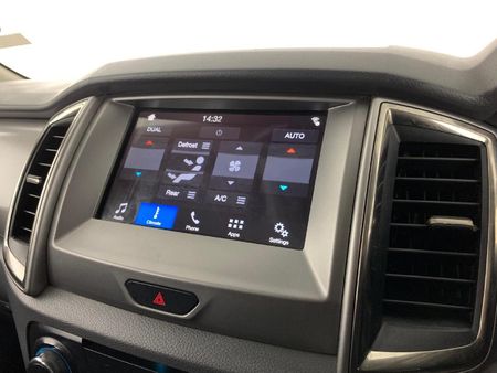 2017-Ford-Everest-22-TDCi-XLT_6