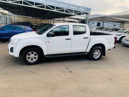 2021-Isuzu-D-Max-isuzu-d-max_3