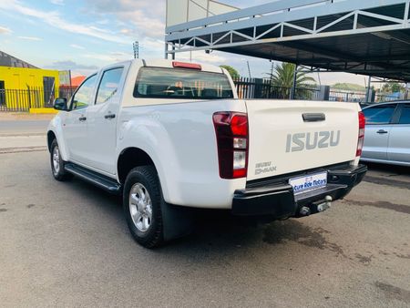 2021-Isuzu-D-Max-isuzu-d-max_6