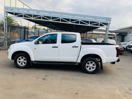2021-Isuzu-D-Max-isuzu-d-max_7