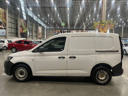 2022-Volkswagen-Caddy-Cargo-20-TDI-81kw-Panel-Van_5