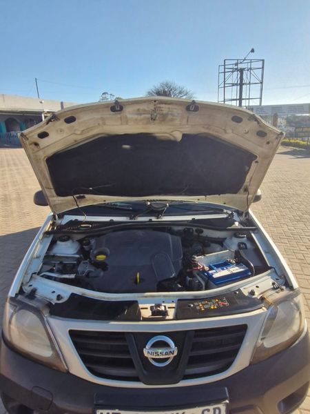 2019-Nissan-NP200-15-dCi-Safety-Pack_11