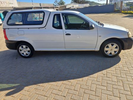 2019-Nissan-NP200-15-dCi-Safety-Pack_2