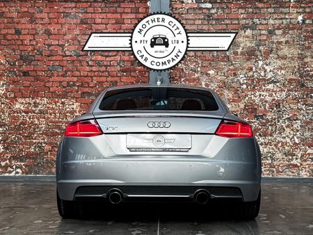 2015-Audi-TT-Coupe-20-TFSI-Auto-45-TFSI_12