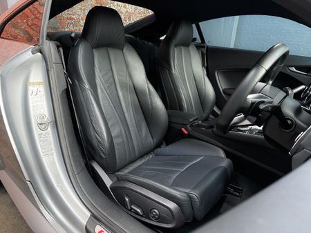2015-Audi-TT-Coupe-20-TFSI-Auto-45-TFSI_14