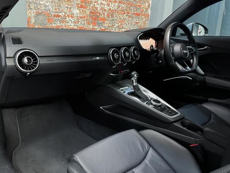 2015-Audi-TT-Coupe-20-TFSI-Auto-45-TFSI_17