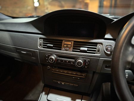 2011-BMW-M3-Coupe-M-Dynamic-Auto_14