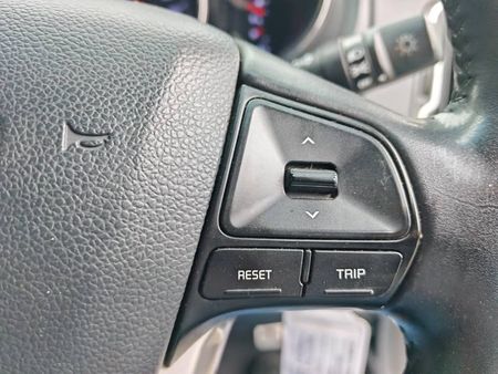 2015-Kia-Rio-14-Sedan-Auto_11