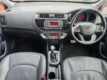 2015-Kia-Rio-14-Sedan-Auto_3