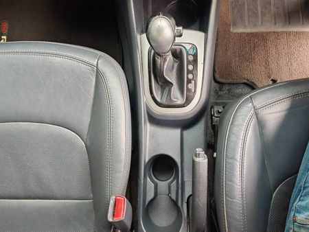2015-Kia-Rio-14-Sedan-Auto_8