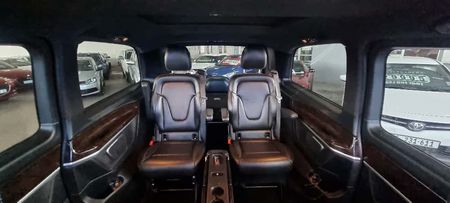 2016-Mercedes-Benz-V-Class-V-250-Bluetec-Avantgarde-Auto_9