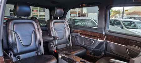 2016-Mercedes-Benz-V-Class-V-250-Bluetec-Avantgarde-Auto_11