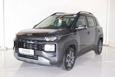 2026-Hyundai-Exter-12-Executive_0