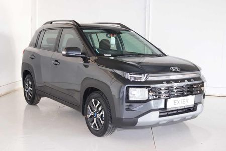 2026-Hyundai-Exter-12-Executive_2