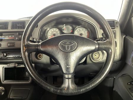 1999-Toyota-RAV4-3-dr_9