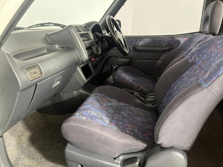 1999-Toyota-RAV4-3-dr_6