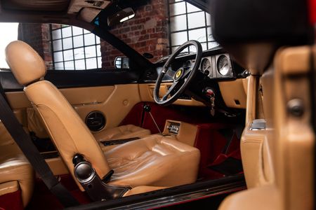 1983-Ferrari-Mondial-Quattrovalvole_14