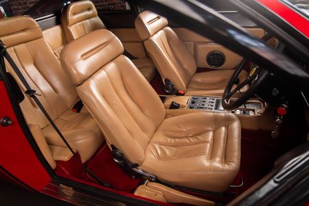 1983-Ferrari-Mondial-Quattrovalvole_15