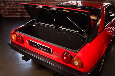 1983-Ferrari-Mondial-Quattrovalvole_27