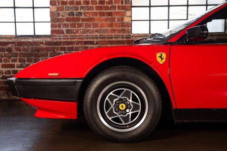 1983-Ferrari-Mondial-Quattrovalvole_2