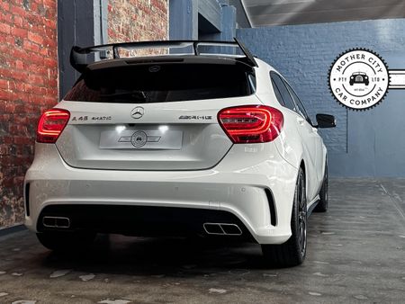 2014-Mercedes-AMG-A-Class-A45-AMG-4Matic_12