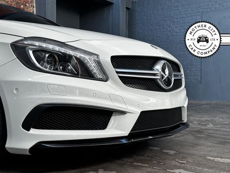 2014-Mercedes-AMG-A-Class-A45-AMG-4Matic_6
