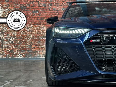 2021-Audi-RS6-quattro-Avant_6