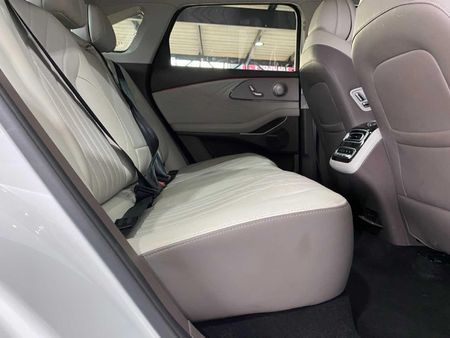2025-Omoda-C9-15T-AWD-Phev_9