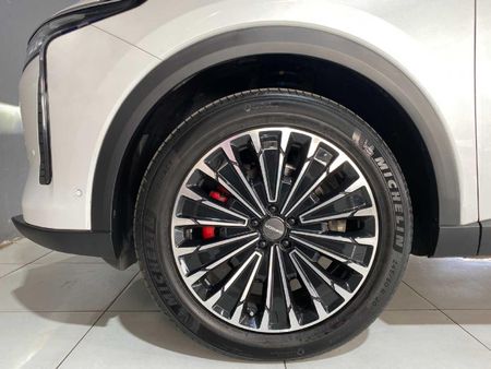 2025-Omoda-C9-15T-AWD-Phev_5