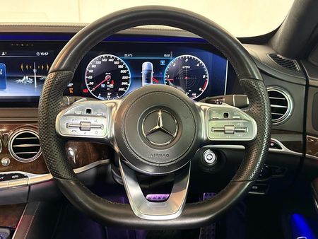 2020-Mercedes-Benz-S-Class-S-400d_11