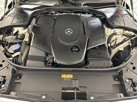 2020-Mercedes-Benz-S-Class-S-400d_12