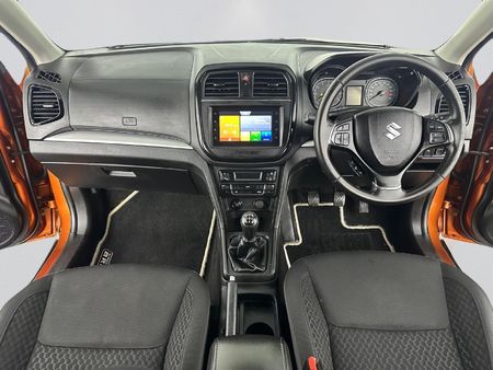 2021-Suzuki-Vitara-Brezza-15-GLX_13