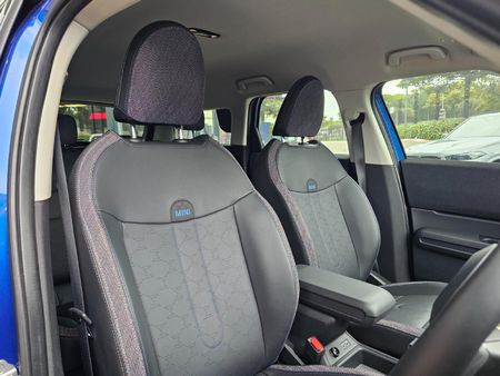 2024-MINI-Countryman-Cooper-C-u25_6