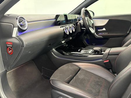 2020-Mercedes-AMG-A-Class-A35-AMG-4Matic_7