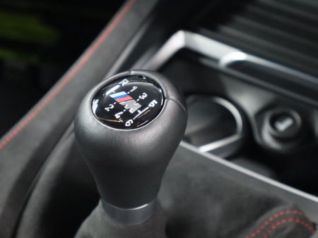 2021-BMW-M2-CS_13